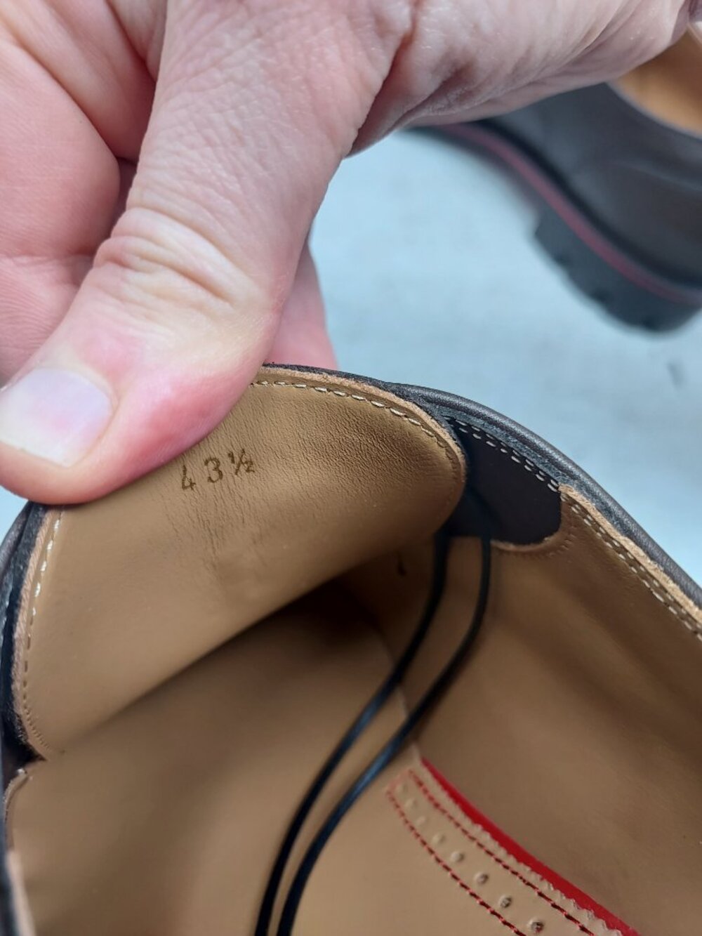CHRISTIAN LOUBOUTIN Brown Davisol Leather Derby Shoe - Picture 4 of 10